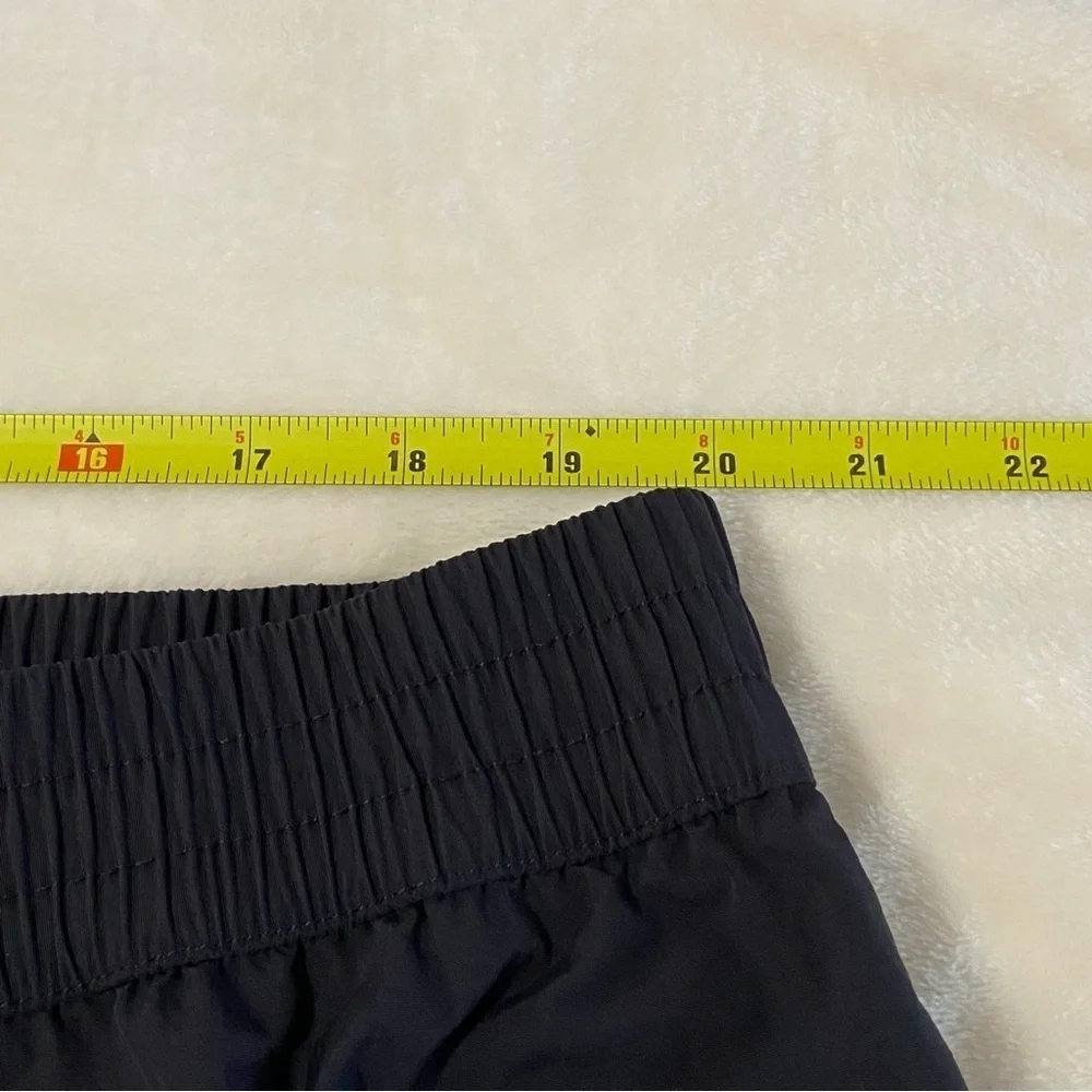 OBERMEYER / Black Lined Ski Snowboarding Pants Size 2XL Short